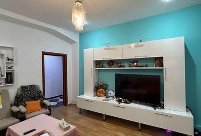 Apartament cu 3 camere în Central - 1