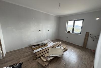 Casă cu 3 camere cu Teren 420 Mp în Central - 10