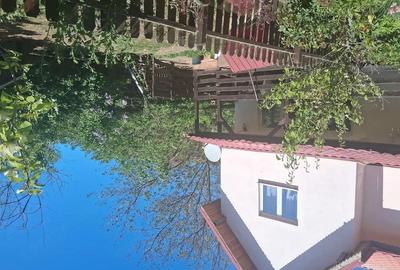 Casă cu 4 camere cu Teren 300 Mp în Berceni - 1