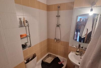 Faleza nord-apartament 4 camere decomandat cu gaze - 9