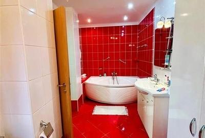 Vila Impunatoare cu Piscina pentru Familie sau Investitie Turistica - 17