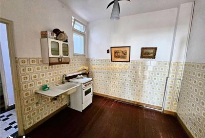 Casă cu 4 camere semidecomandat cu Teren 274 Mp în Ana Ipătescu - 12