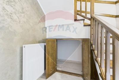 De vanzare | Vila cu 3 camere de vanzare in zona Piatra Arsa, Busteni - 13