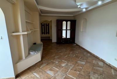 Apartament cu 2 camere decomandat în Malu Roșu - 7
