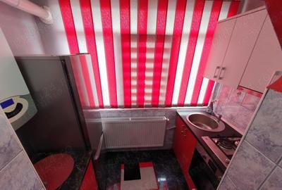 Apartament cu 2 camere decomandat în Astra