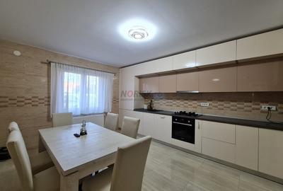 Casa Perfecta pentru Familie - 300mp - Eleganta si Locatie Ideala - 3
