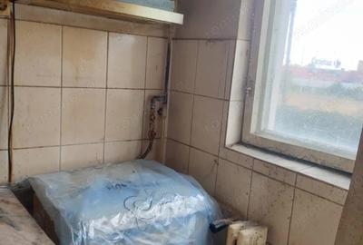 Democratiei- Value Center, 20mp, neamenajata, et 1 4 Democratiei- Value Center, 20mp, neamenajata, et 1 4 - 3