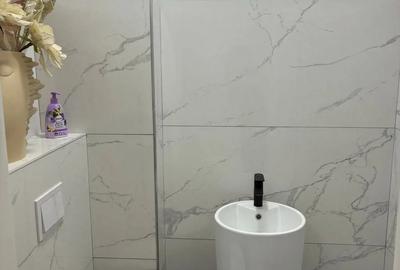Apartament 3 camere decomandate , elegant complet utilat, situat in prelungirea b-dul Mihai Viteaz