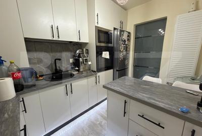 Apartament cu 3 camere semidecomandat în Brazda lui Novac - 9