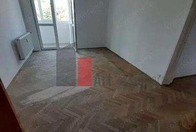 Apartament 4 camere Titan