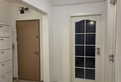 Apartament 2 camere 9 Mai - 10