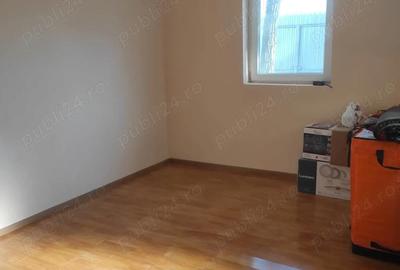 Casă cu Teren 2000 Mp în Salcia - 1