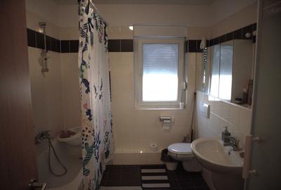 Apartament cu 3 camere decomandat în Central - 2