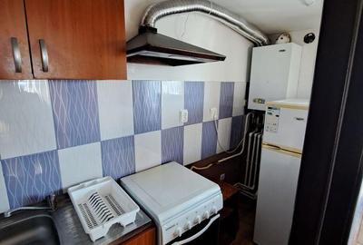 Apartament cu 3 camere semidecomandat în Central - 5