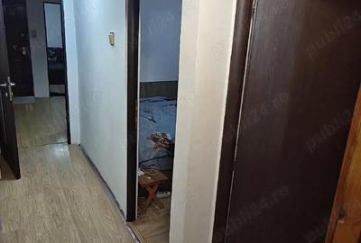 Apartament cu 3 camere decomandat în Marghiloman - 8