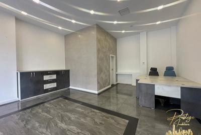 Spațiu comercial, de 60 mp, în Central - 1