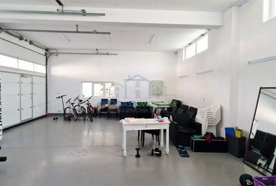 Casă cu 4 camere în Central - 16