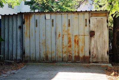 Apartament cu trei camere  zona Tiglina 1 et. 2 DECOMANDAT + GARAJ langa bloc - 10