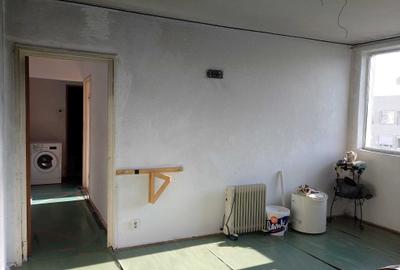 Apartament cu 4 camere semidecomandat în Drumul Taberei - 3