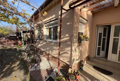 Casă cu 4 camere cu Teren 1344 Mp în Sălard - 1