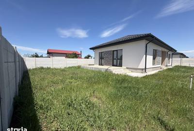 Casă cu 4 camere cu Teren 400 Mp în Domnești - 6