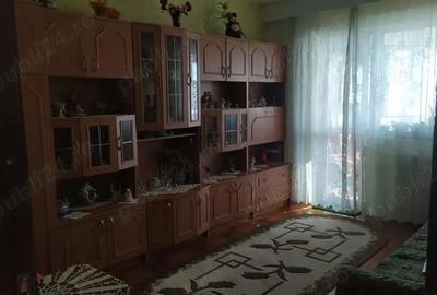 Apartament cu 3 camere decomandat în Micro 15 - 2