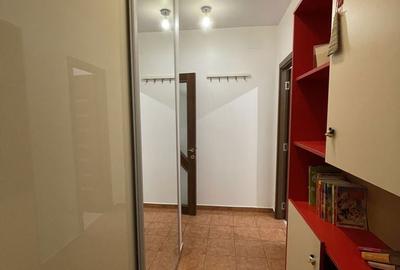 Apartament cu 3 camere în Central - 3