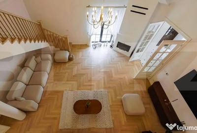 Casă cu 7 camere cu Teren 740 Mp în Dumbrăvița