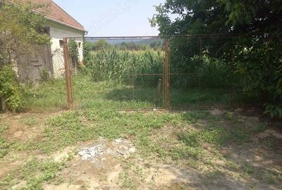 Teren de 2000 mp, în Chelmac - 3