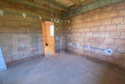 Casa de vanzare unifamiliala parter in suprafata de 125 mp u - 8