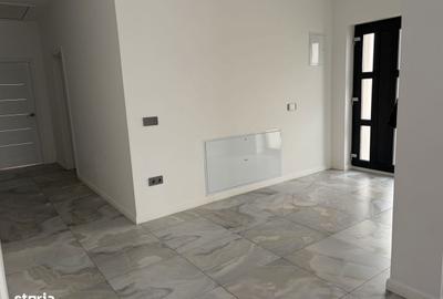 Casă cu 3 camere cu Teren 498 Mp în Unirea - 10