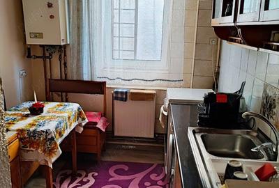 Apartament cu 3 camere semidecomandat în Turda - 3