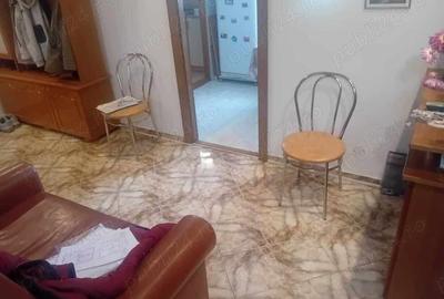 Apartament cu 3 camere decomandat în Dărmănești - 14