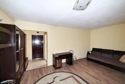 Garsoniera 30 mp etaj 1, Bulevard - zona Generala 1, centrala proprie - 5