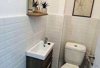 Apartament cu 3 camere în Săsar