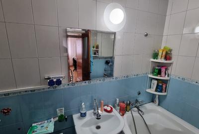 2 camere BRD Sebastian, proprietar - 4