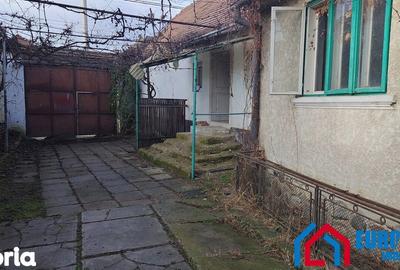 Casă cu 4 camere cu Teren 700 Mp în Șelimbăr