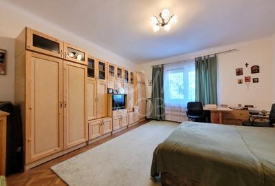 Apartament cu 3 camere decomandat în Sub Arini - 6