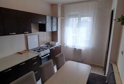 Apartament cu 2 camere decomandat în Rogerius