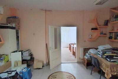 Spațiu comercial, de 40 mp, în Mărgineni - 3