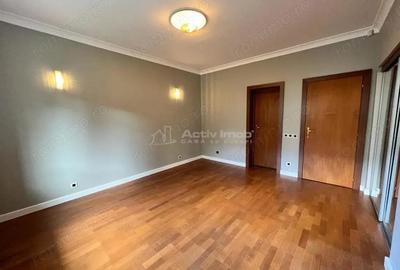 Casă cu 7 camere cu Teren 400 Mp în Central - 12