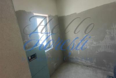 Casă cu 4 camere decomandat cu Canalizare în Chinteni - 4