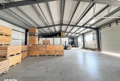 Spațiu comercial, de 10,000 mp, în Central - 3