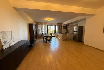 De vanzare apartament decomandat cu 4 camere  in Baneasa - 18
