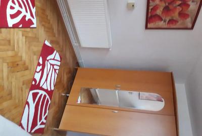 Apartament cu 2 camere decomandat în Central - 11