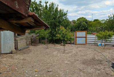 Casă cu 4 camere cu Teren 1098 Mp în Chișineu-Criș - 2