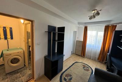 Garsonieră semidecomandată în Central - 1