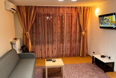 Apartament cu 2 camere semidecomandat în P-ța Romană