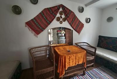 Casă cu 5 camere cu Teren 1250 Mp în Marginea - 3