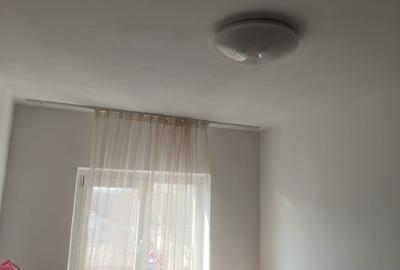 Apartament cu 3 camere decomandat în Exterior Vest - 2